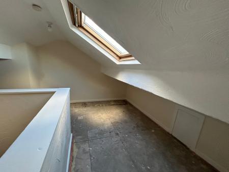 2 bedroom Terraced House for sale in Mottram Road, Hyde, SK14