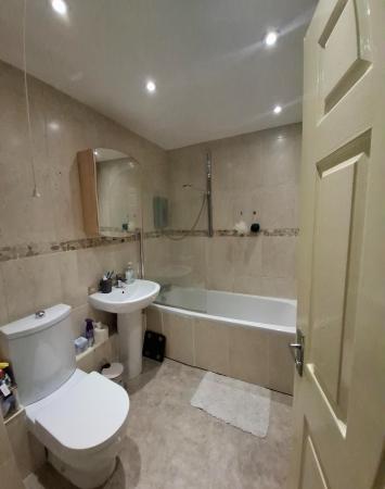 1 bedroom Flat for sale in Oldham Road, Ashton-Under-Lyne, OL8