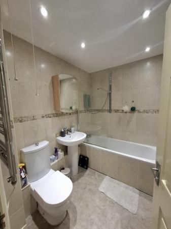 1 bedroom Flat for sale in Oldham Road, Ashton-Under-Lyne, OL8