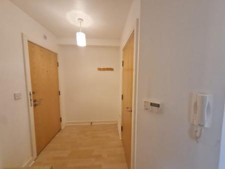 2 bedroom Flat for sale in Stamford Street East, Ashton-Under-Lyne, OL6