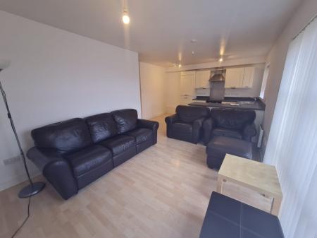 2 bedroom Flat for sale in Stamford Street East, Ashton-Under-Lyne, OL6