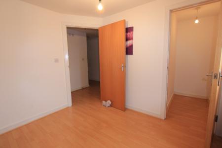 3 bedroom Flat for sale in Waterloo Road, Stalybridge, SK15