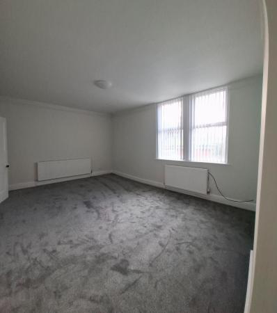 1 bedroom Flat to let in Oldham Road, Ashton-Under-Lyne, OL7