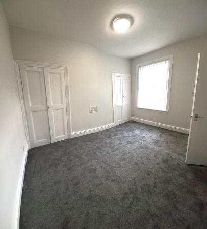 1 bedroom Flat to let in Oldham Road, Ashton-Under-Lyne, OL7