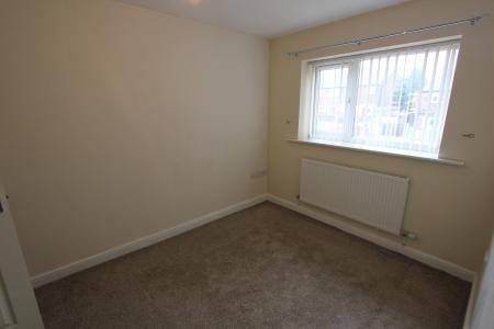 3 bedroom Semi-detached house to let in Kendal Court, Stalybridge, SK15