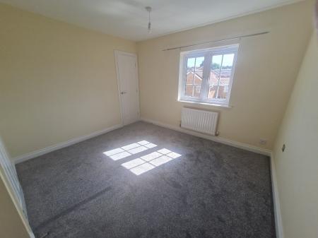 3 bedroom Town house to let in Cravenwood, Ashton-Under-Lyne, OL6