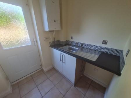 3 bedroom Town house to let in Cravenwood, Ashton-Under-Lyne, OL6