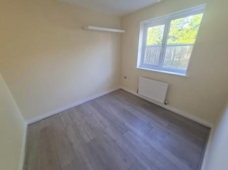 3 bedroom Town house to let in Cravenwood, Ashton-Under-Lyne, OL6