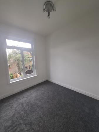 2 bedroom Terraced House to let in Kings Road, Ashton-Under-Lyne, OL6