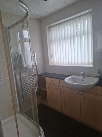 3 bedroom Semi-detached house to let in Whernside Avenue, Ashton-Under-Lyne, OL6