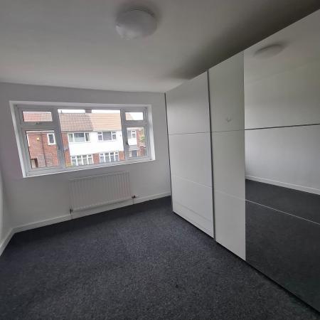 3 bedroom Semi-detached house to let in Rufford Close, Ashton-Under-Lyne, OL6