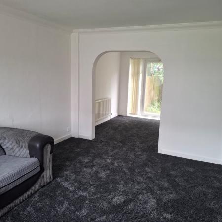 3 bedroom Semi-detached house to let in Rufford Close, Ashton-Under-Lyne, OL6