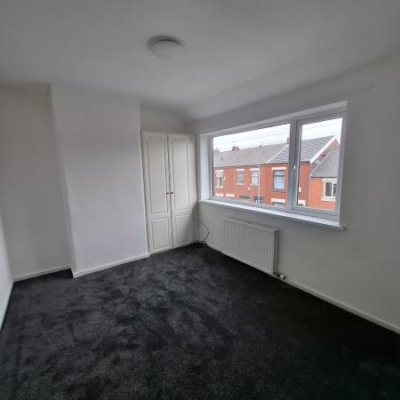 2 bedroom Terraced House to let in Fitzroy Street, Ashton-Under-Lyne, OL7