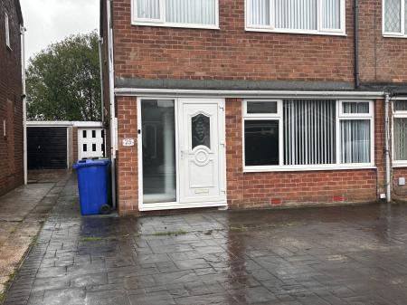 Carlisle Crescent, Ashton-Under-Lyne, OL6