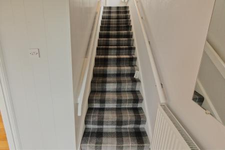 3 bedroom Detached house to let in Onslow Gardens, Bangor, BT19