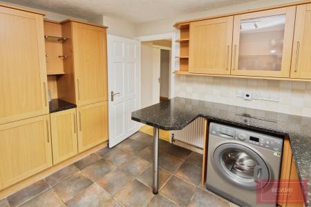 3 bedroom Detached house to let in Onslow Gardens, Bangor, BT19