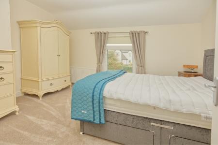 2 bedroom Terraced House to let in Mooretown Terrace, Newtownards, BT23