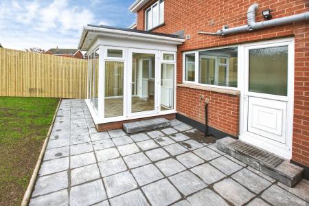 3 bedroom Detached house to let in Ballycrochan Road, Bangor, BT19