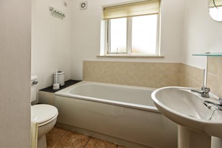 2 bedroom Apartment to let in Stanfield Court, Newtownards, BT23