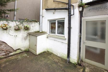 2 bedroom Terraced House to let in Balfour Street, Newtownards, BT23