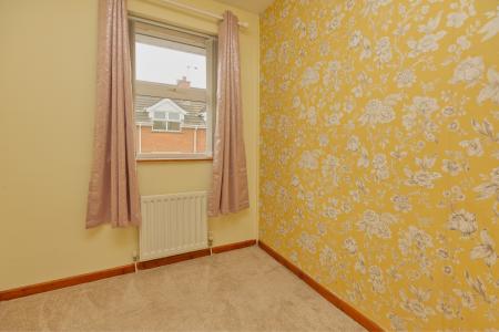 3 bedroom Semi-detached house to let in Meadowvale Crescent, Bangor, BT19
