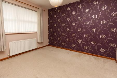 3 bedroom Semi-detached house to let in Meadowvale Crescent, Bangor, BT19
