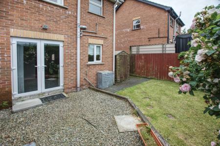 3 bedroom Semi-detached house to let in Meadowvale Crescent, Bangor, BT19