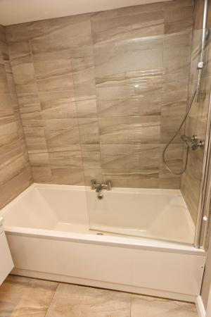 2 bedroom Town house to let in Hawthorne Way, Bangor, BT20