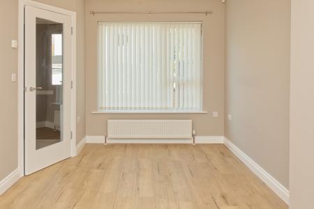 2 bedroom Town house to let in Hawthorne Way, Bangor, BT20