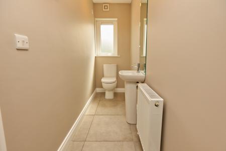2 bedroom Town house to let in Hawthorne Way, Bangor, BT20