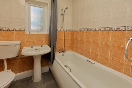 3 bedroom Terraced House to let in Silverstream Crescent, Bangor, BT20