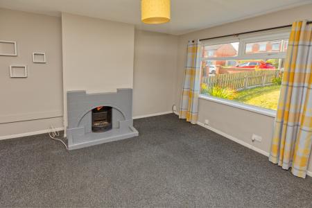 3 bedroom Terraced House to let in Silverstream Crescent, Bangor, BT20