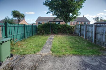 3 bedroom Terraced House to let in Silverstream Crescent, Bangor, BT20