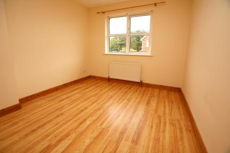 2 bedroom Town house to let in Whitethorn Avenue, Newtownards, BT23