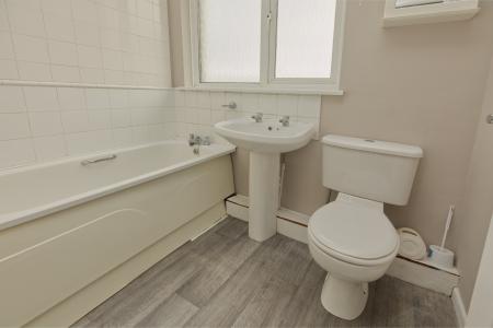 3 bedroom Terraced House to let in Lisnabreen Crescent, Bangor, BT20