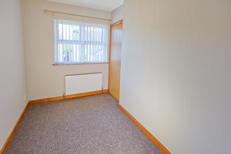 3 bedroom Semi-detached house to let in Cairndore Grange, Newtownards, BT23