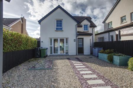 4 bedroom Detached house to let in Ballymacormick Avenue, Ballyholme, Bangor, BT19