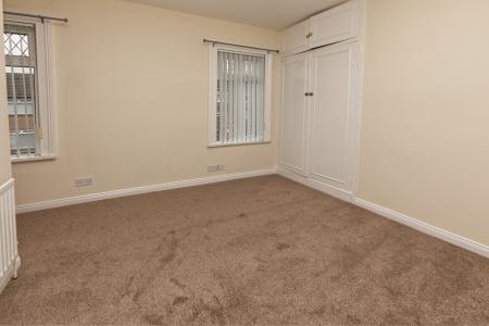 2 bedroom Semi-detached house to let in John Street, Newtownards, BT23