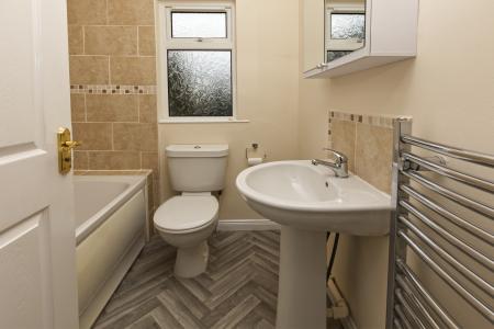 2 bedroom Semi-detached house to let in John Street, Newtownards, BT23