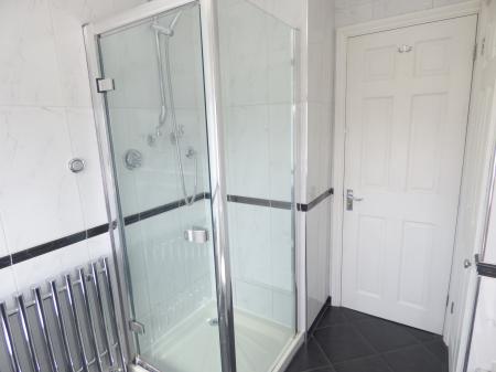 3 bedroom Semi-detached house for sale in Great Berry Lane, Langdon Hills, SS16