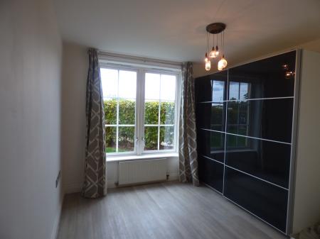 2 bedroom Flat for sale in Herschell Court, Basildon, SS14