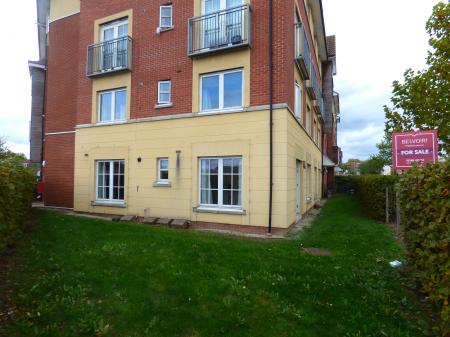 2 bedroom Flat for sale in Herschell Court, Basildon, SS14