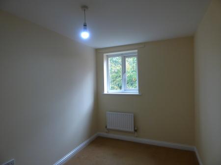 2 bedroom Flat for sale in Beeston Court, Laindon, SS15