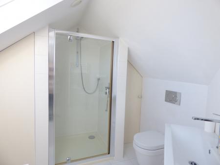 4 bedroom Semi-detached house for sale in Abbotts Close, Brentwood, CM15