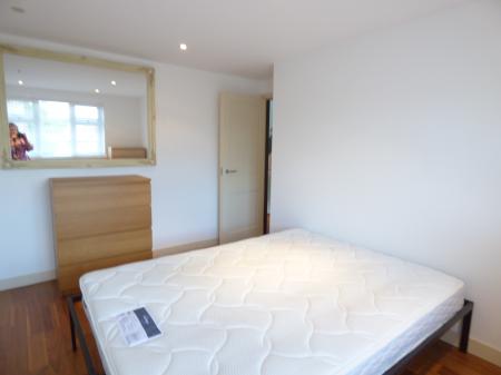 4 bedroom Semi-detached house for sale in Abbotts Close, Brentwood, CM15