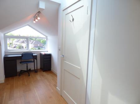 4 bedroom Semi-detached house for sale in Abbotts Close, Brentwood, CM15