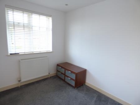 4 bedroom Semi-detached house for sale in Abbotts Close, Brentwood, CM15