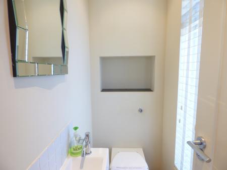 4 bedroom Semi-detached house for sale in Abbotts Close, Brentwood, CM15