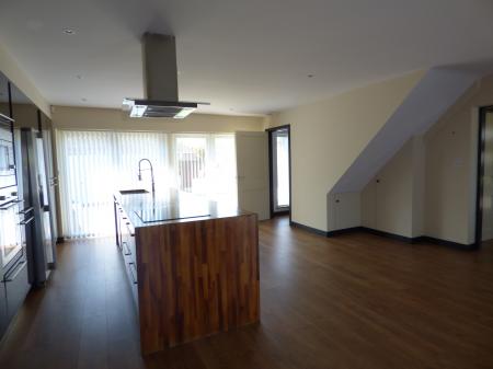 4 bedroom Semi-detached house for sale in Abbotts Close, Brentwood, CM15