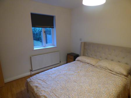 2 bedroom Flat for sale in Junction Road, Romford, RM1